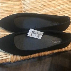 Velveteen pointy toe flat